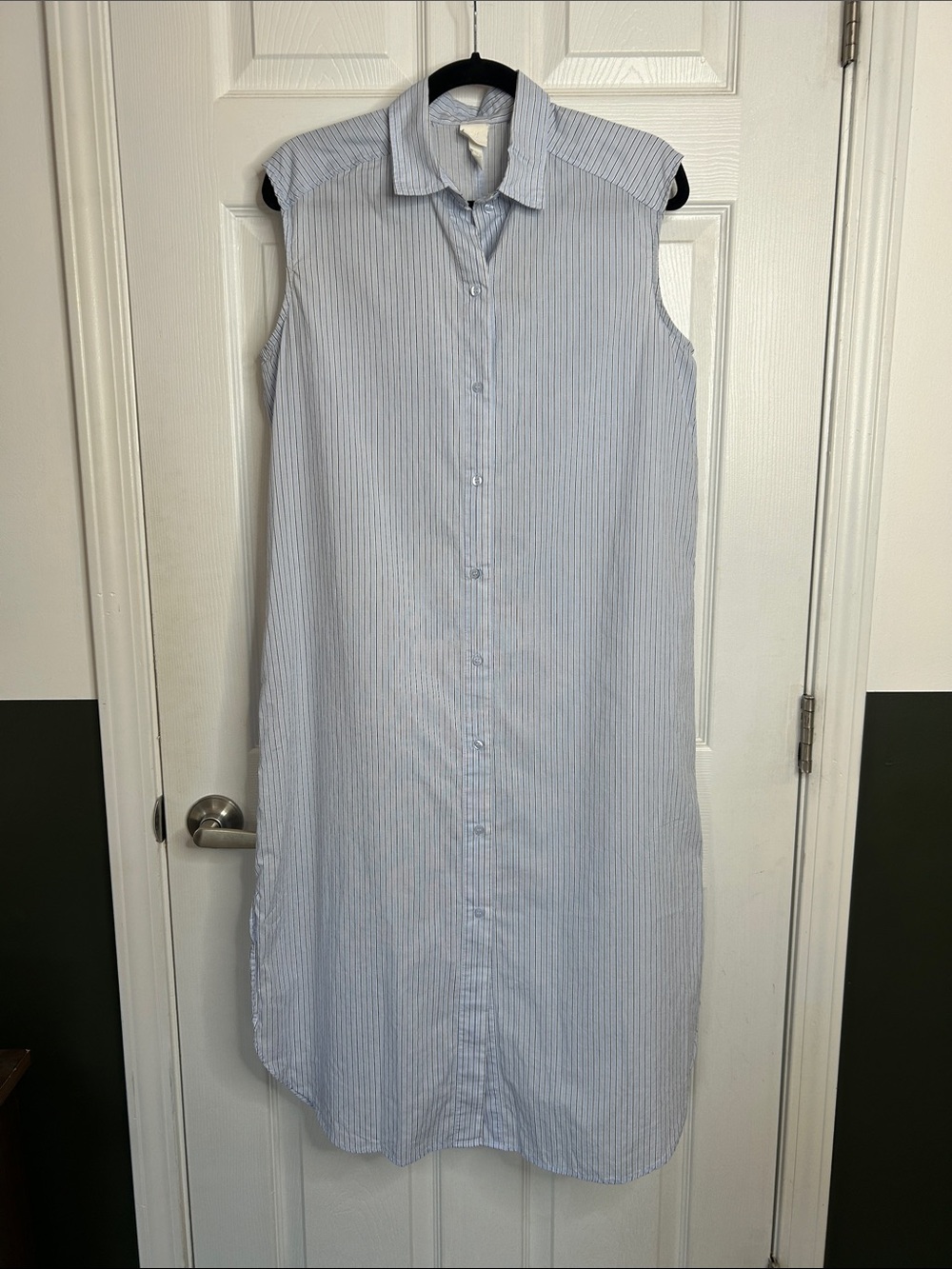 H&M sleeveless shirt dress